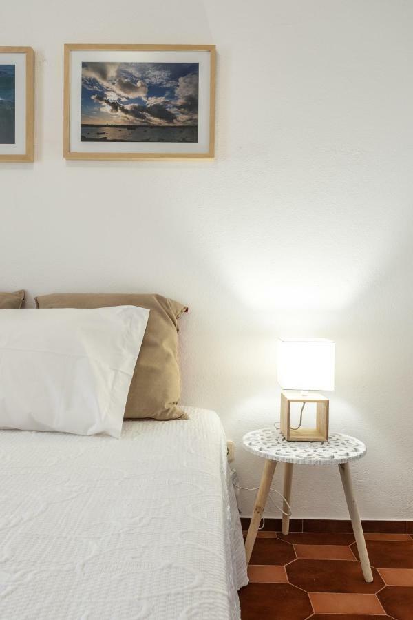 Lagos Apartment Ap Praia Dona Ana Exteriér fotografie